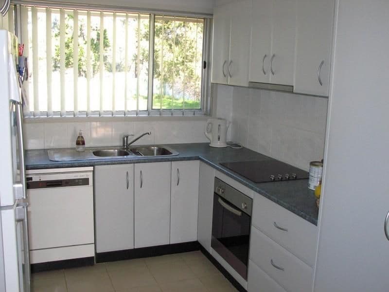 8 King Street, TAHMOOR NSW 2573, Tahmoor - Thumbnail 2