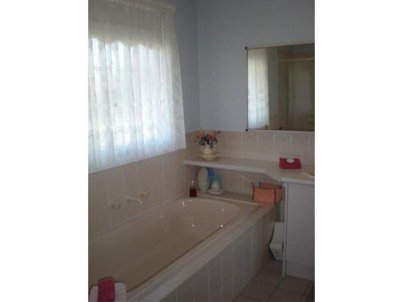 15 Nemoya Court, WALLAN VIC 3756, Wallan - Thumbnail 5