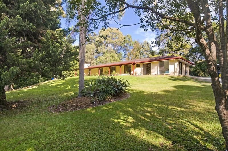 11 Evergreen Drive, ELANORA QLD 4221, Elanora - Image 1
