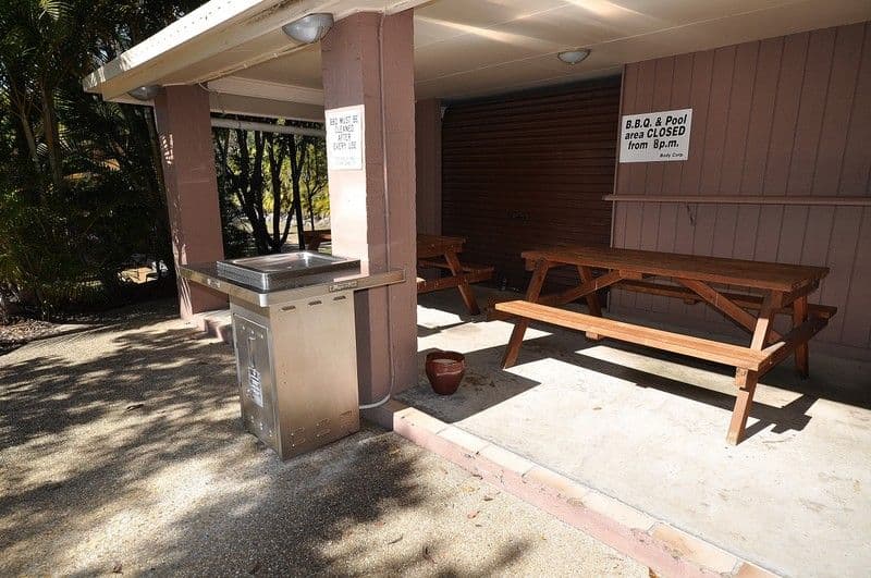 3 Arundel Drive, ARUNDEL QLD 4214, Arundel - Thumbnail 3
