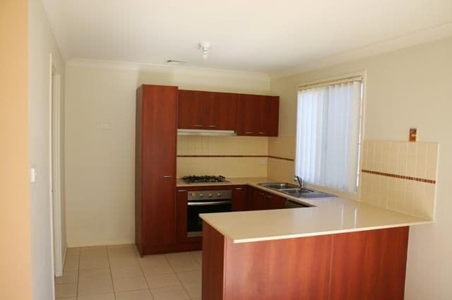 16 Somerset Street, STANHOPE GARDENS NSW 2768, Stanhope Gardens - Thumbnail 2