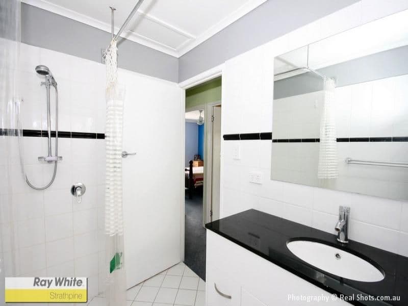 11 Chaucer Parade, STRATHPINE QLD 4500, Strathpine - Thumbnail 8