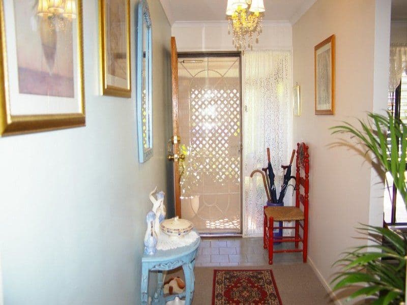 9 Lockyer Parade, DECEPTION BAY QLD 4508, Deception Bay - Thumbnail 8