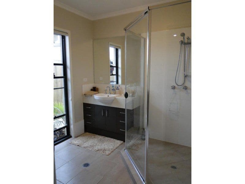1 Casuarina Way, HELENSVALE QLD 4212, Helensvale - Thumbnail 5