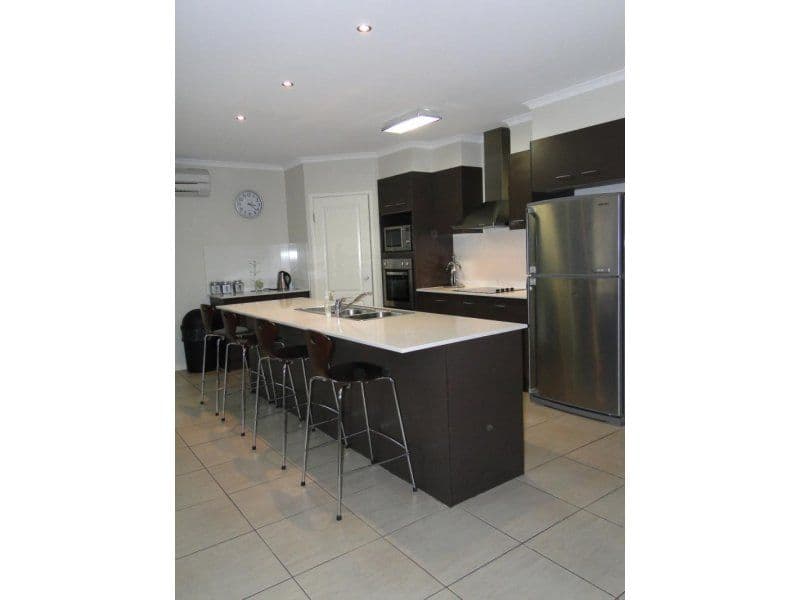 1 Casuarina Way, HELENSVALE QLD 4212, Helensvale - Thumbnail 7