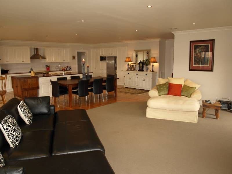 21 Hallam Drive, WARRNAMBOOL VIC 3280, Warrnambool - Thumbnail 5