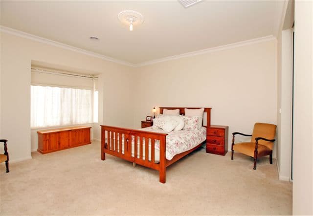 2 Lauderdale Drive, CRAIGIEBURN VIC 3064, Craigieburn - Thumbnail 8