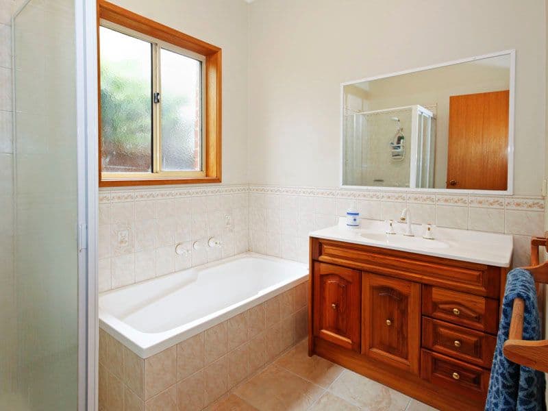 2A Thear Street, EAST GEELONG VIC 3219, East Geelong - Thumbnail 6