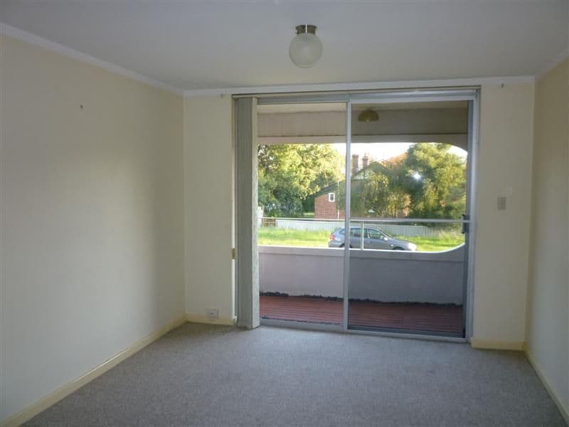 12/46 Howick Street, LATHLAIN WA 6100, Lathlain - Thumbnail 2
