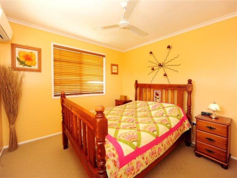 19 Illawarra Drive, KIN KORA QLD 4680, Kin Kora - Thumbnail 4