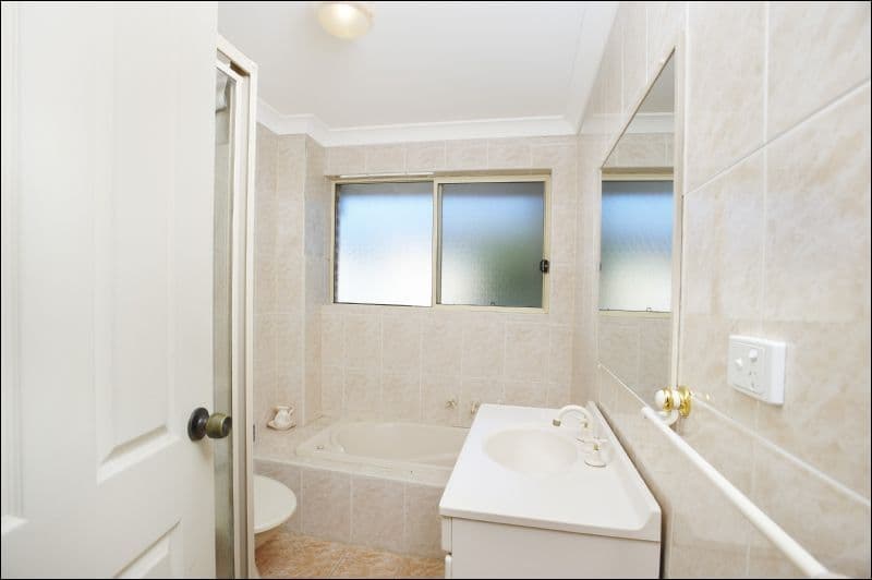 13 Park Avenue, WESTMEAD NSW 2145, Westmead - Thumbnail 5