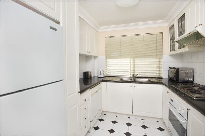 13 Park Avenue, WESTMEAD NSW 2145, Westmead - Thumbnail 4