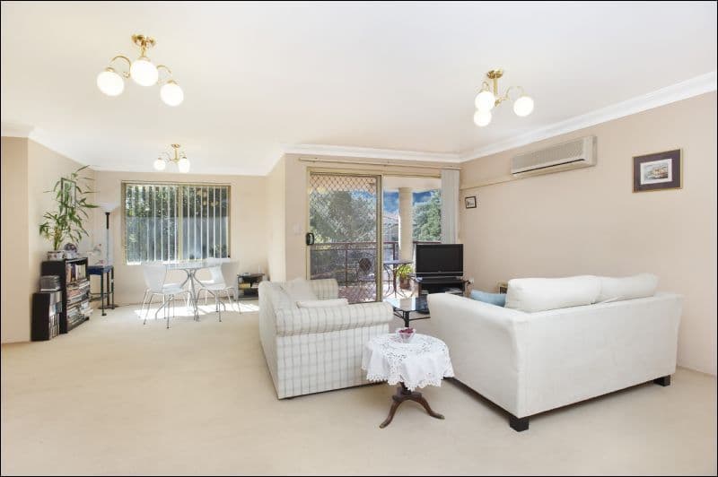 13 Park Avenue, WESTMEAD NSW 2145, Westmead - Thumbnail 2