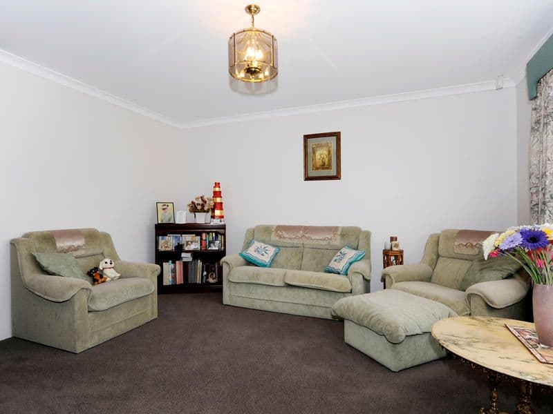 5 Geraldton Grove, ROCKINGHAM WA 6168, Rockingham - Thumbnail 2