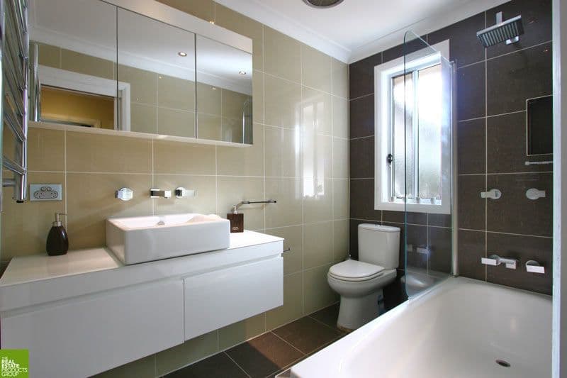 32 Madigan Boulevard, MOUNT WARRIGAL NSW 2528, Mount Warrigal - Thumbnail 4