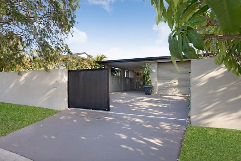 102 Parnki Parade, PALM BEACH QLD 4221, Palm Beach - Thumbnail 2