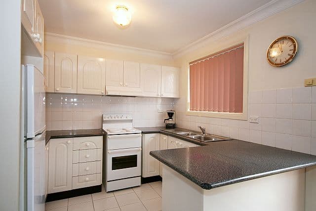 90 Chester Hill Road, BASS HILL NSW 2197, Bass Hill - Thumbnail 4