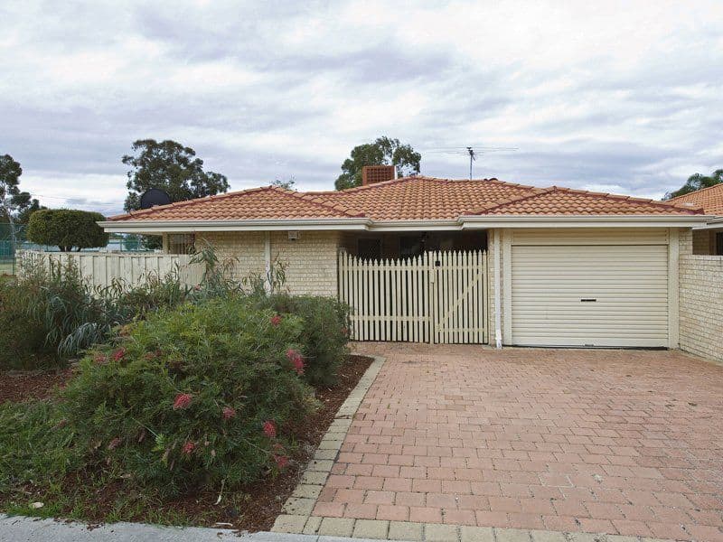 9 Hedley Place, BENTLEY WA 6102, Bentley - Image 1
