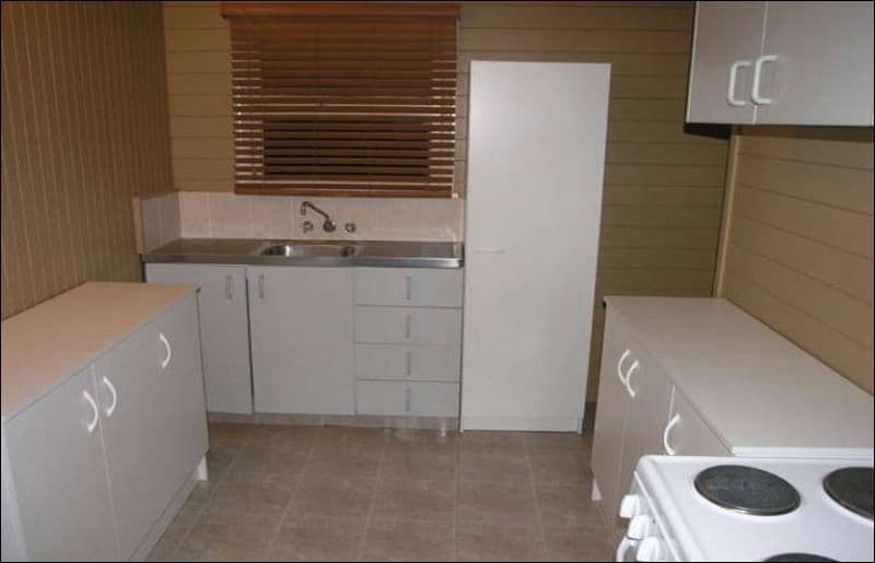 15 Sixth Avenue, PALM BEACH QLD 4221, Palm Beach - Thumbnail 3