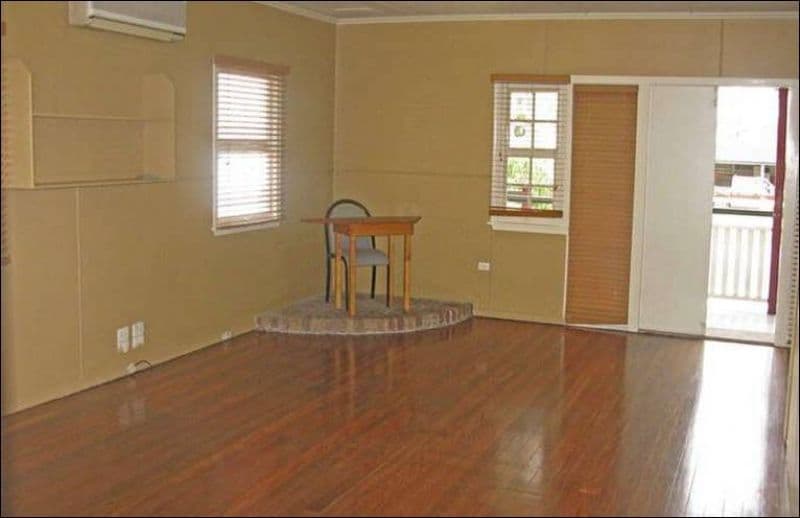 15 Sixth Avenue, PALM BEACH QLD 4221, Palm Beach - Thumbnail 2
