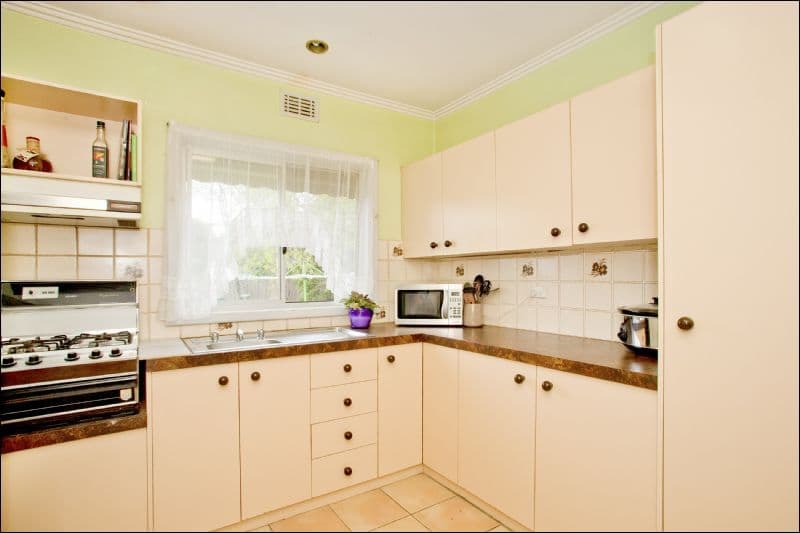 12 Rotella Avenue, CORIO VIC 3214, Corio - Thumbnail 3