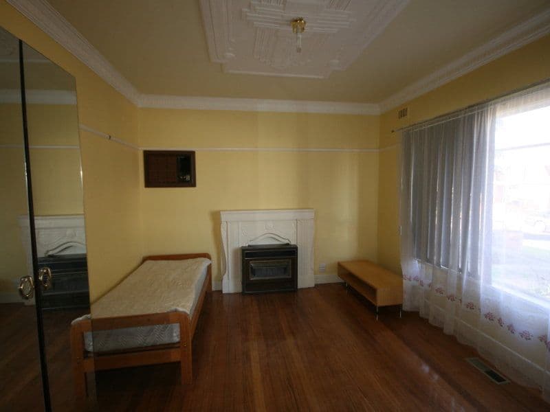 14 Kodre Street, ST ALBANS VIC 3021, St Albans - Thumbnail 2