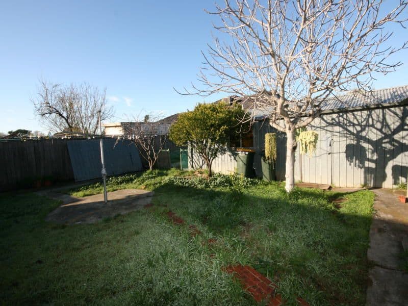 25 Power Street, ST ALBANS VIC 3021, St Albans - Thumbnail 5