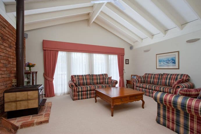 13 Elliott Place, BAULKHAM HILLS NSW 2153, Baulkham Hills - Thumbnail 2