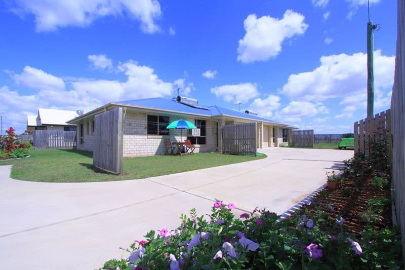 33 Loeskow Street, BUNDABERG NORTH QLD 4670, Bundaberg North - Image 1