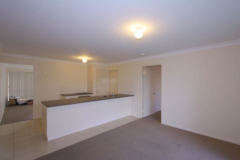 33 Loeskow Street, BUNDABERG NORTH QLD 4670, Bundaberg North - Thumbnail 7