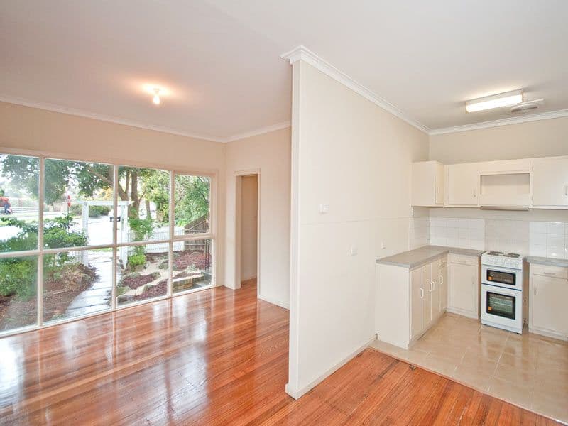 218 Blackburn Road, BLACKBURN VIC 3130, Blackburn South - Thumbnail 4