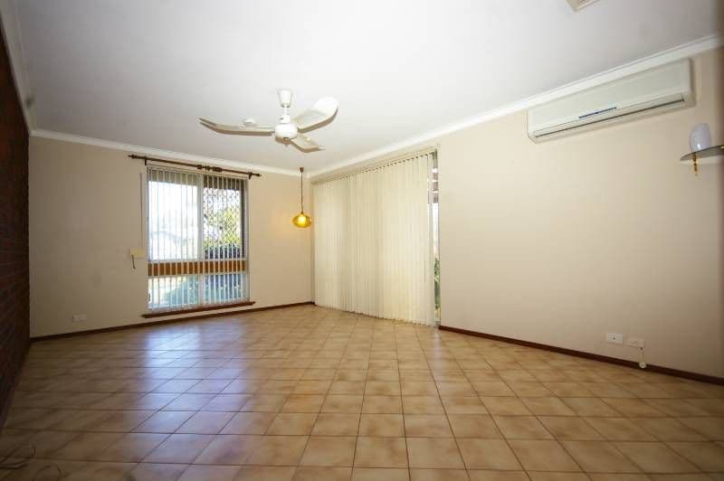 67 Thorley Way, LOCKRIDGE WA 6054, Lockridge - Thumbnail 3