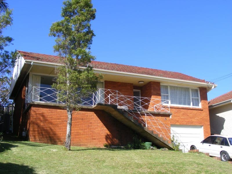 19 Stanleigh Crescent, WOLLONGONG WEST NSW 2500, West Wollongong - Image 1