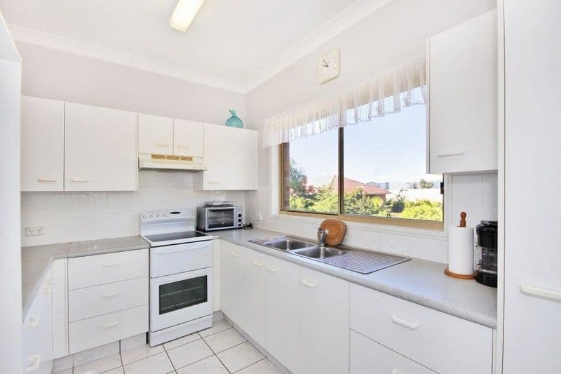 53 Old Coach Road, TALLAI QLD 4213, Tallai - Thumbnail 5