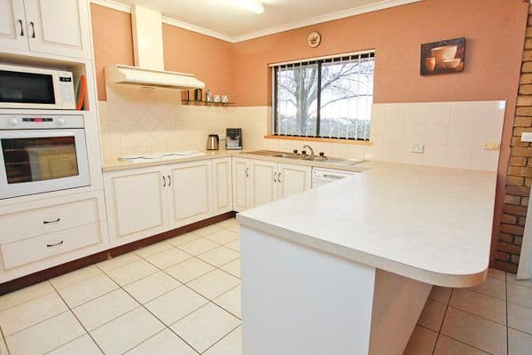 24 Honour Avenue, MERBEIN VIC 3505, Merbein West - Thumbnail 2