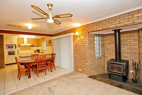 24 Honour Avenue, MERBEIN VIC 3505, Merbein West - Thumbnail 4