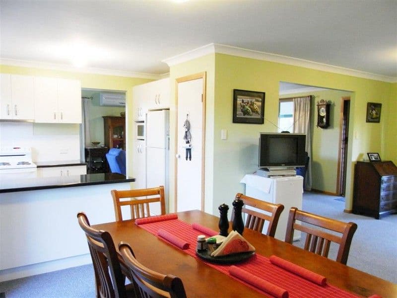 76 Castles Road North, Craignish QLD 4655, Craignish - Thumbnail 3