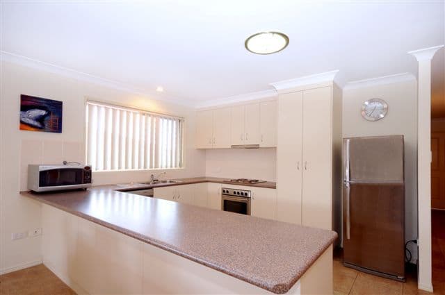 402 Alderley Street, KEARNEYS SPRING QLD 4350, Kearneys Spring - Thumbnail 3