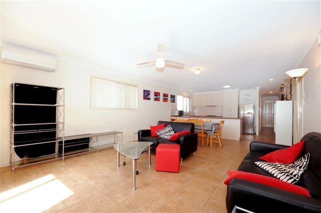 402 Alderley Street, KEARNEYS SPRING QLD 4350, Kearneys Spring - Thumbnail 6