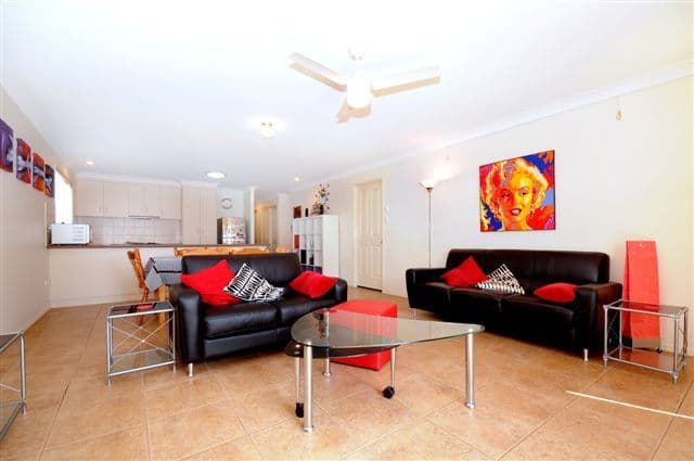 402 Alderley Street, KEARNEYS SPRING QLD 4350, Kearneys Spring - Thumbnail 7