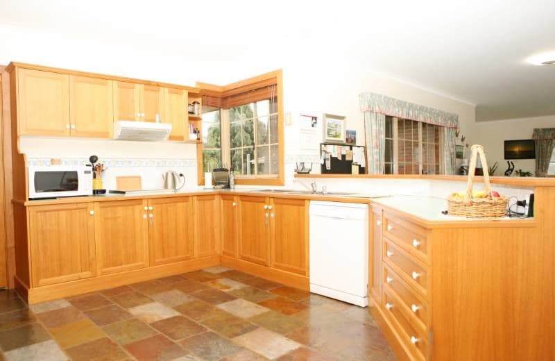 10 Bridgeview Court, WARRNAMBOOL VIC 3280, Warrnambool - Thumbnail 3