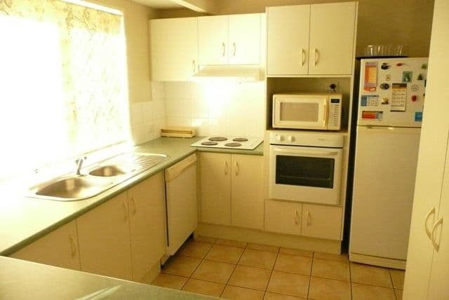 15 Matthews Way, WAKERLEY QLD 4154, Wakerley - Thumbnail 6