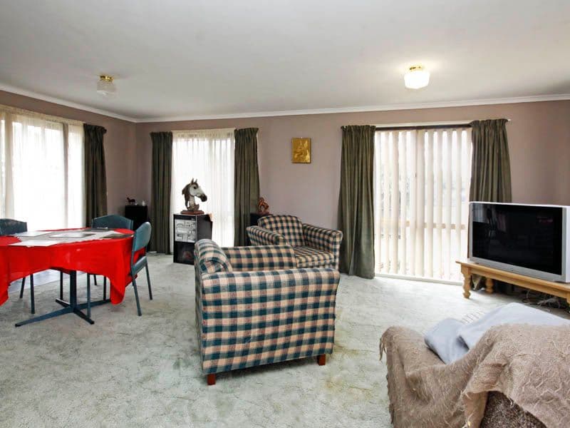5 Nireeda Close, ST ALBANS PARK VIC 3219, St Albans Park - Thumbnail 2