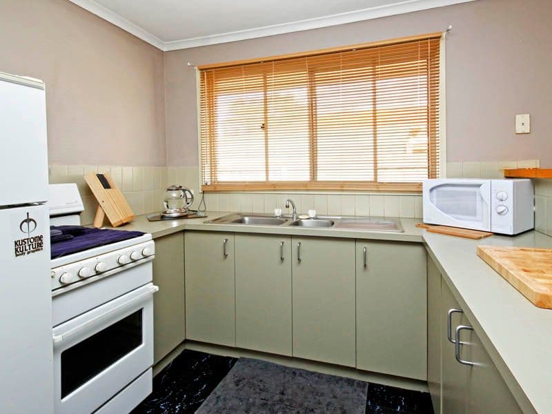 5 Nireeda Close, ST ALBANS PARK VIC 3219, St Albans Park - Thumbnail 3