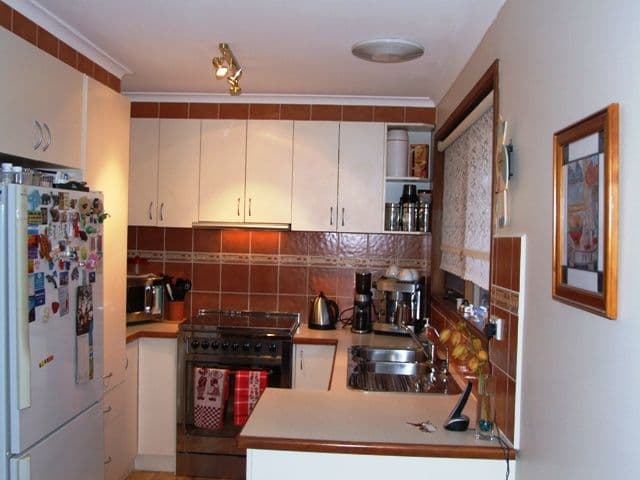 8 Sturt Road, MELTON SOUTH VIC 3338, Melton South - Thumbnail 2