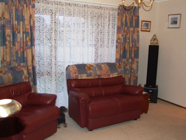 8 Sturt Road, MELTON SOUTH VIC 3338, Melton South - Thumbnail 4