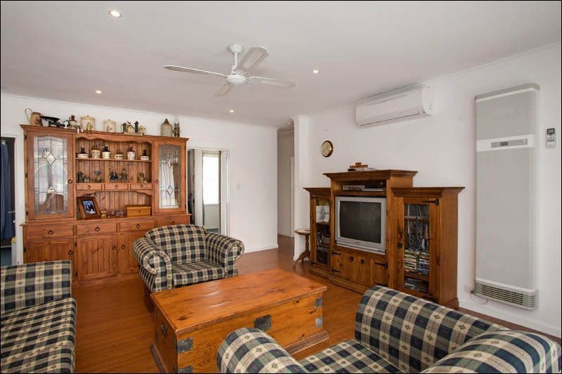 1 Montana Court, CORIO VIC 3214, Corio - Thumbnail 2