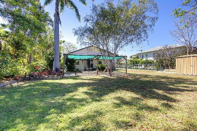 36 Edwards Street, WEST END QLD 4810, West End - Thumbnail 3