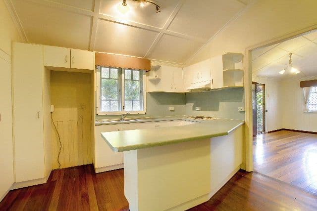 36 Edwards Street, WEST END QLD 4810, West End - Thumbnail 8