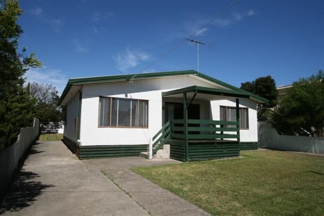 23 Churchill Drive, COWES VIC 3922, Cowes - Image 1